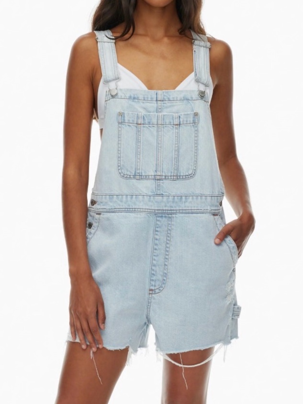 Denim Forum The '90s Silvie Baggy Shortall
Baggy denim shortalls